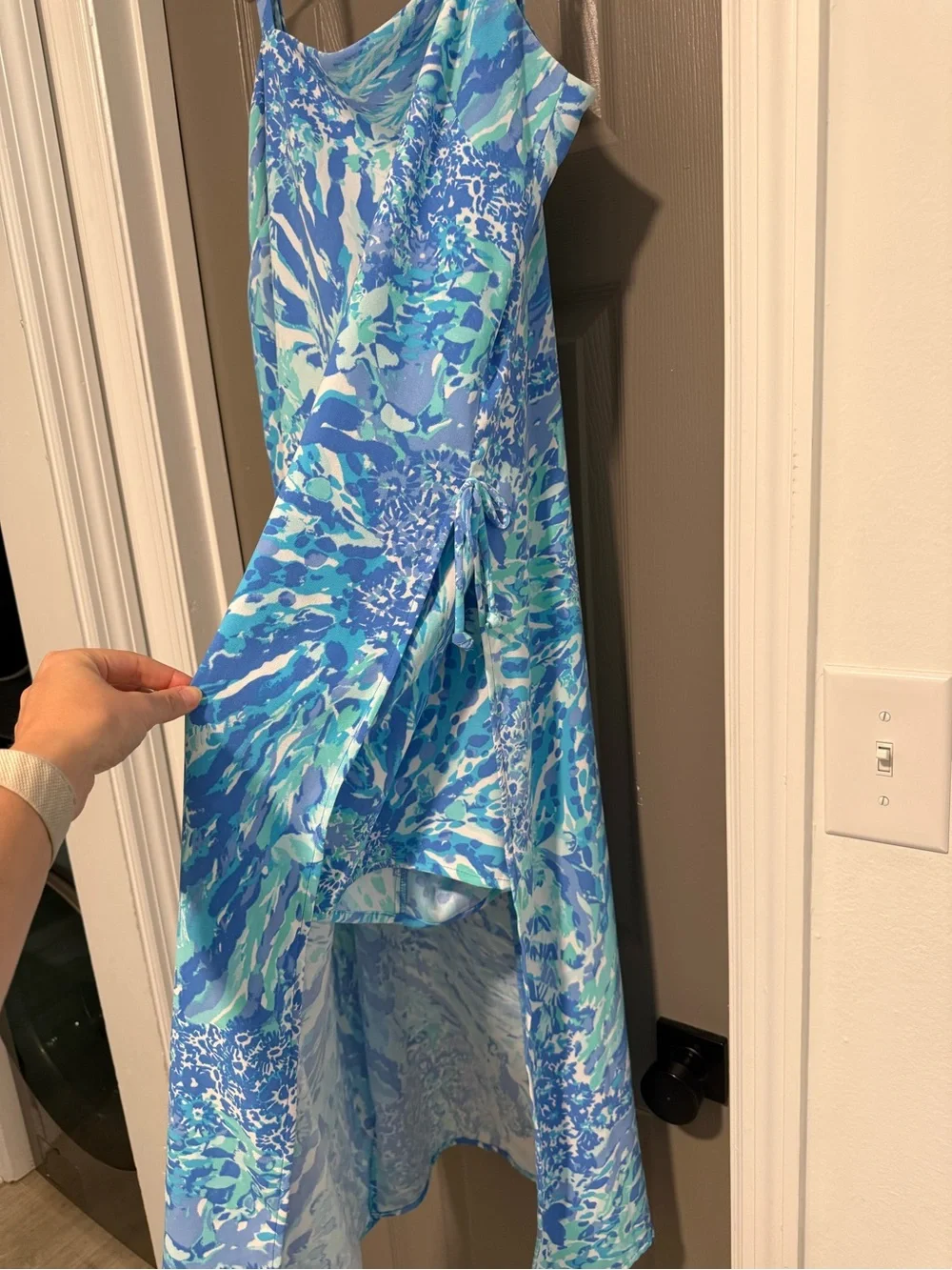 Lilly Pulizter Blue midi dress sz 8